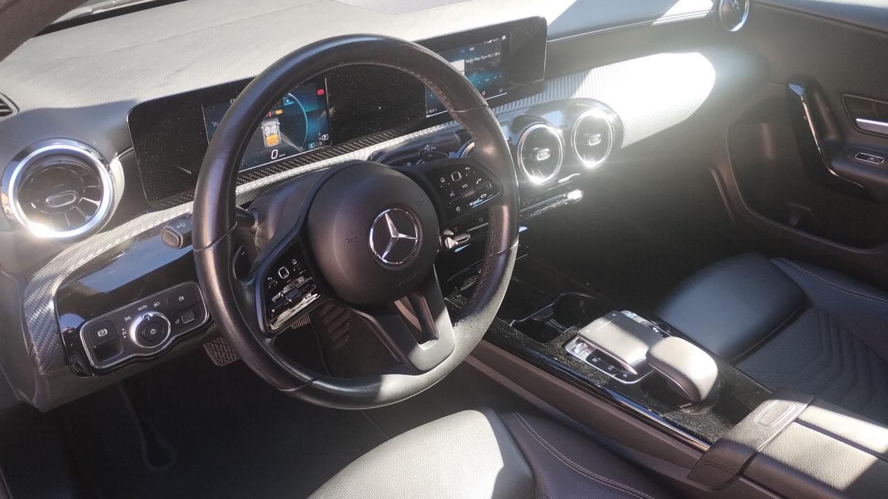 Mercedes-benz A 180 d Automatic Business