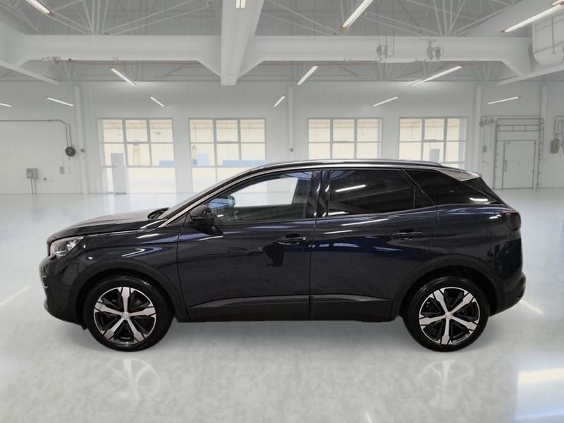 PEUGEOT 3008 BLUEHDI 130 EAT8 SES BUSINESS 5 PORTE SUV