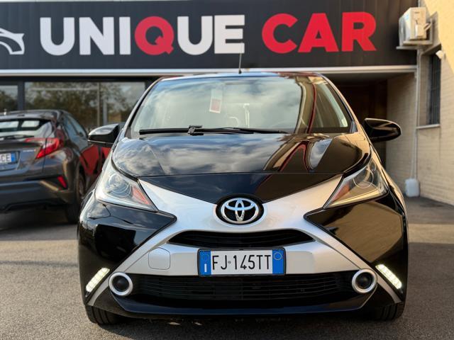 TOYOTA Aygo 1.0 VVT-i 69 CV 5 porte x-play (NESSUN VINCOLO)
