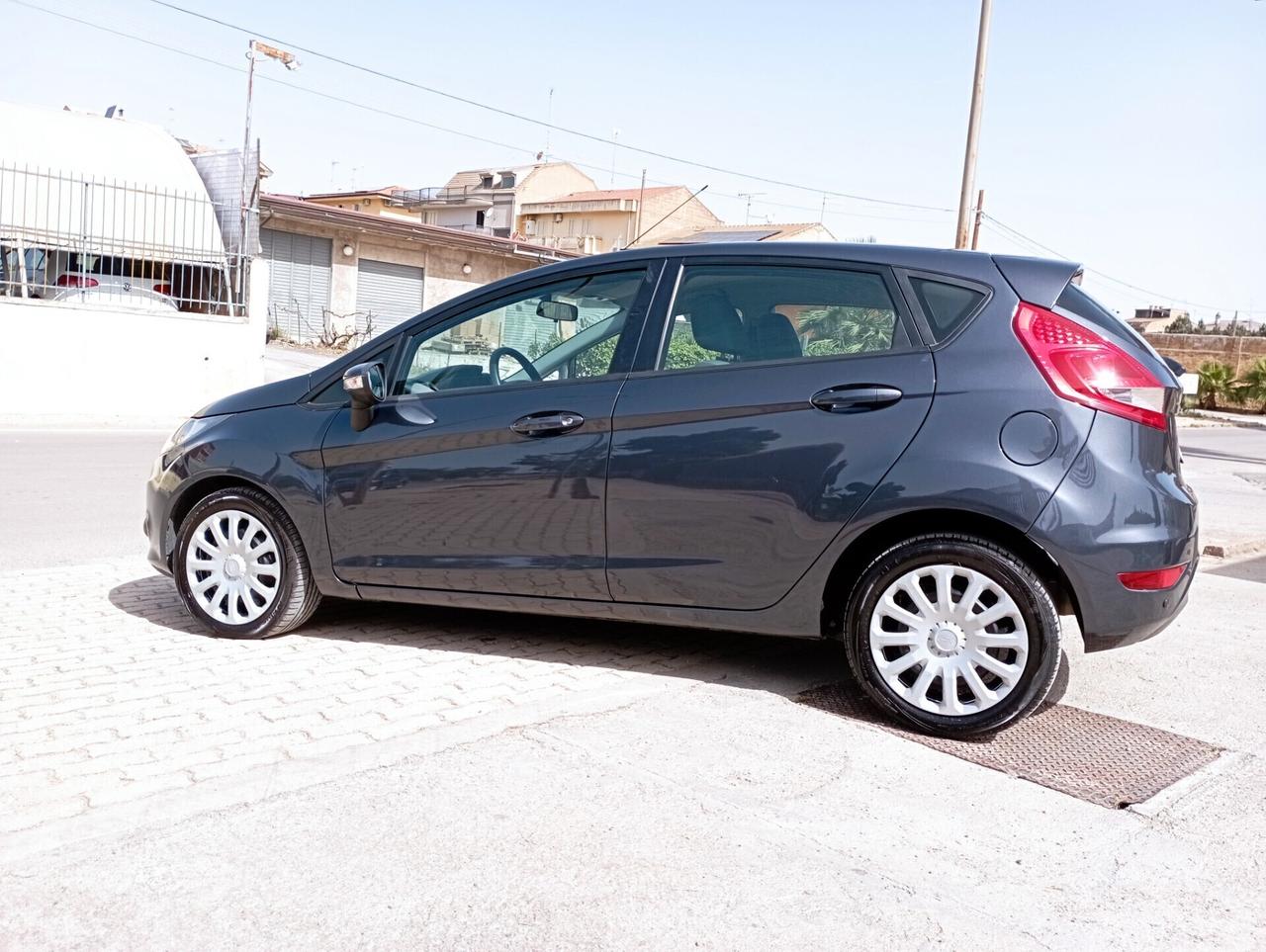 Ford Fiesta 1.4 5 porte Bz.- GPL 89000 km