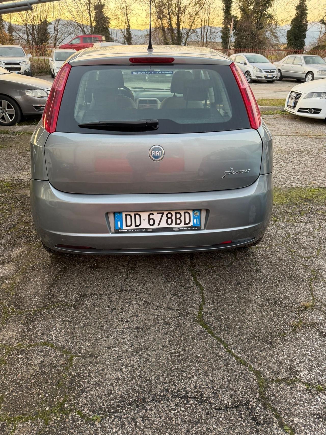 Fiat Grande Punto 1.3 MJT 75 CV X NEOPATENTATI