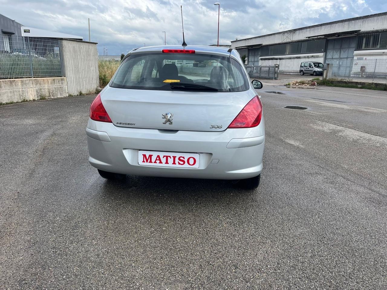 Peugeot 308 1.6 HDi 110CV 5p. Féline (6 Marce)