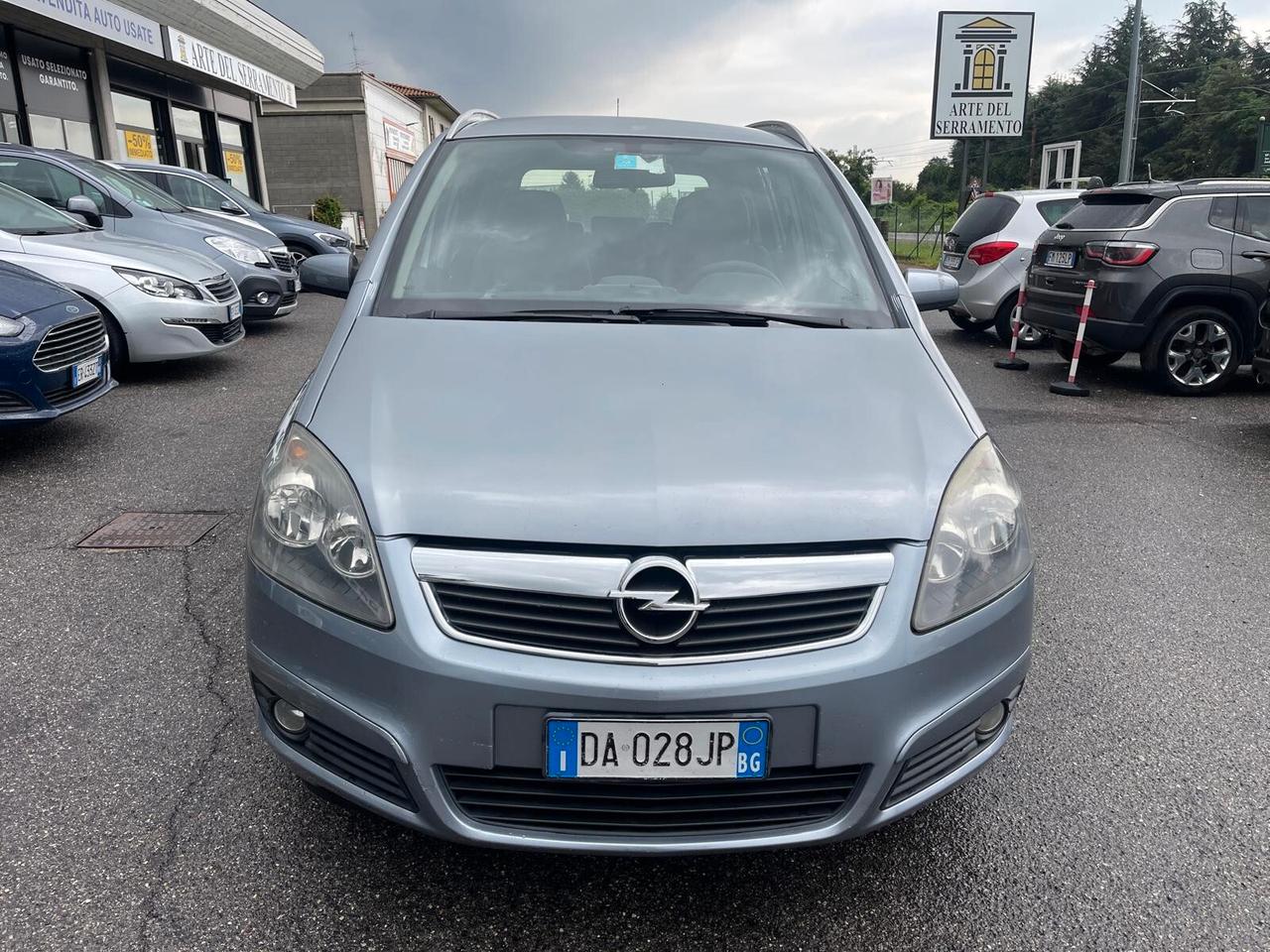 Opel Zafira 1.6 16V Twinport Cosmo