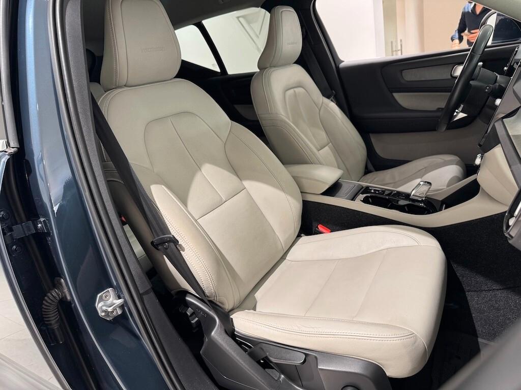 Volvo XC40 D4 AWD Geartronic Inscription