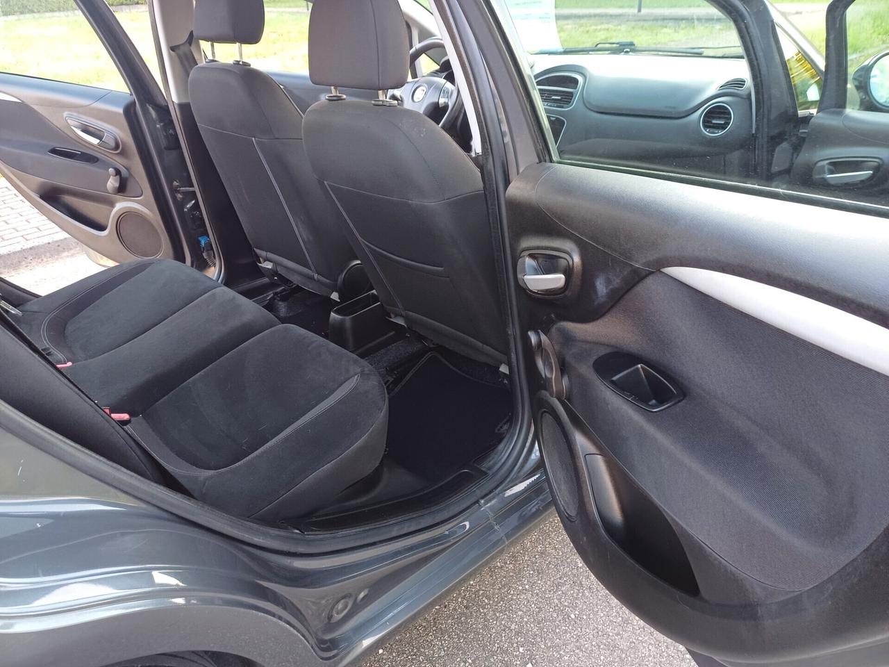 Fiat Punto 1.3 MJT II S&S 95 CV 5 porte Lounge