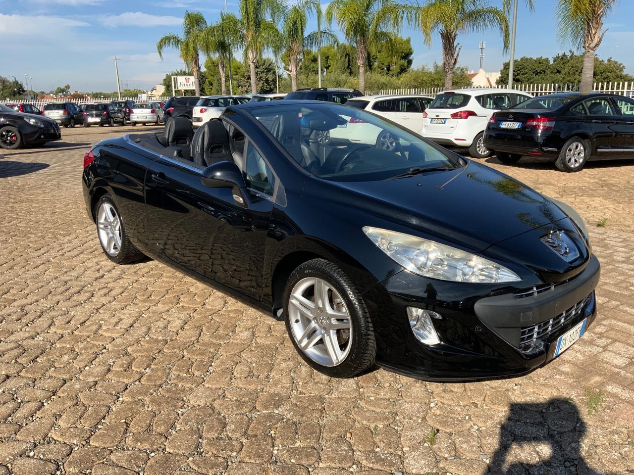 Peugeot 308 2.0 HDi 140CV CC Féline