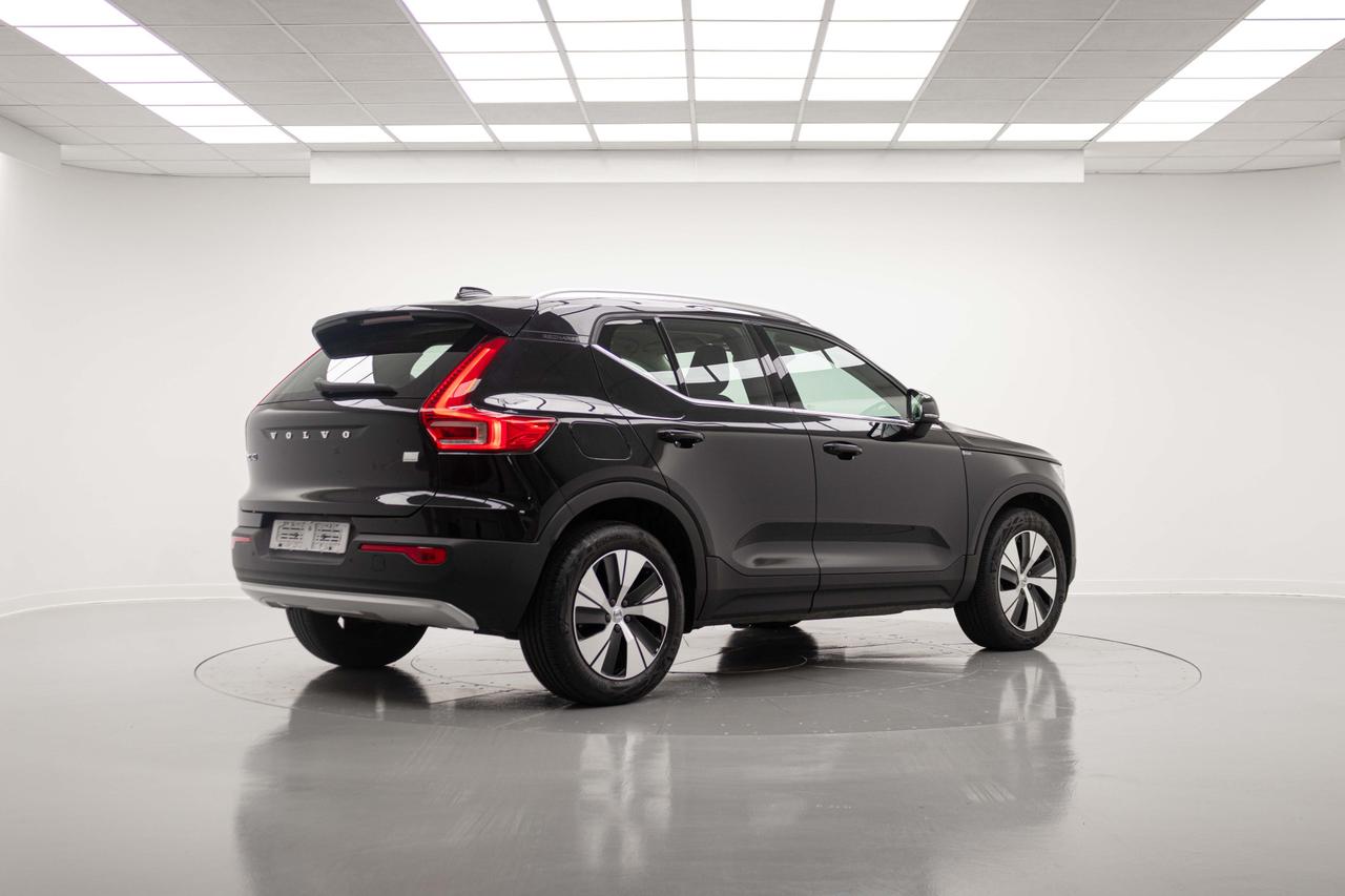 VOLVO XC40 T4 RECHARGE PLUG-IN HYBRID