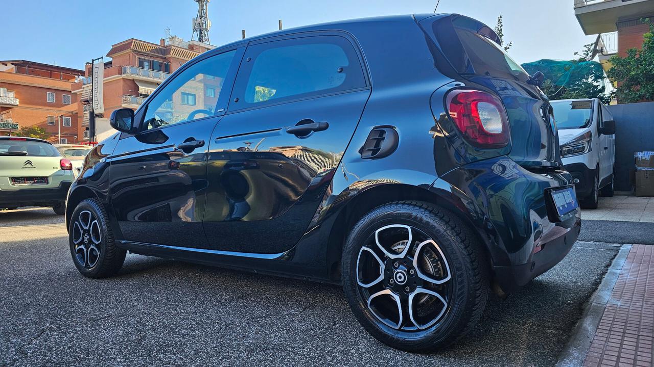 Smart Forfour 70 1.0 Passion NAV ANDROID TAGL UFF LED SENSORI