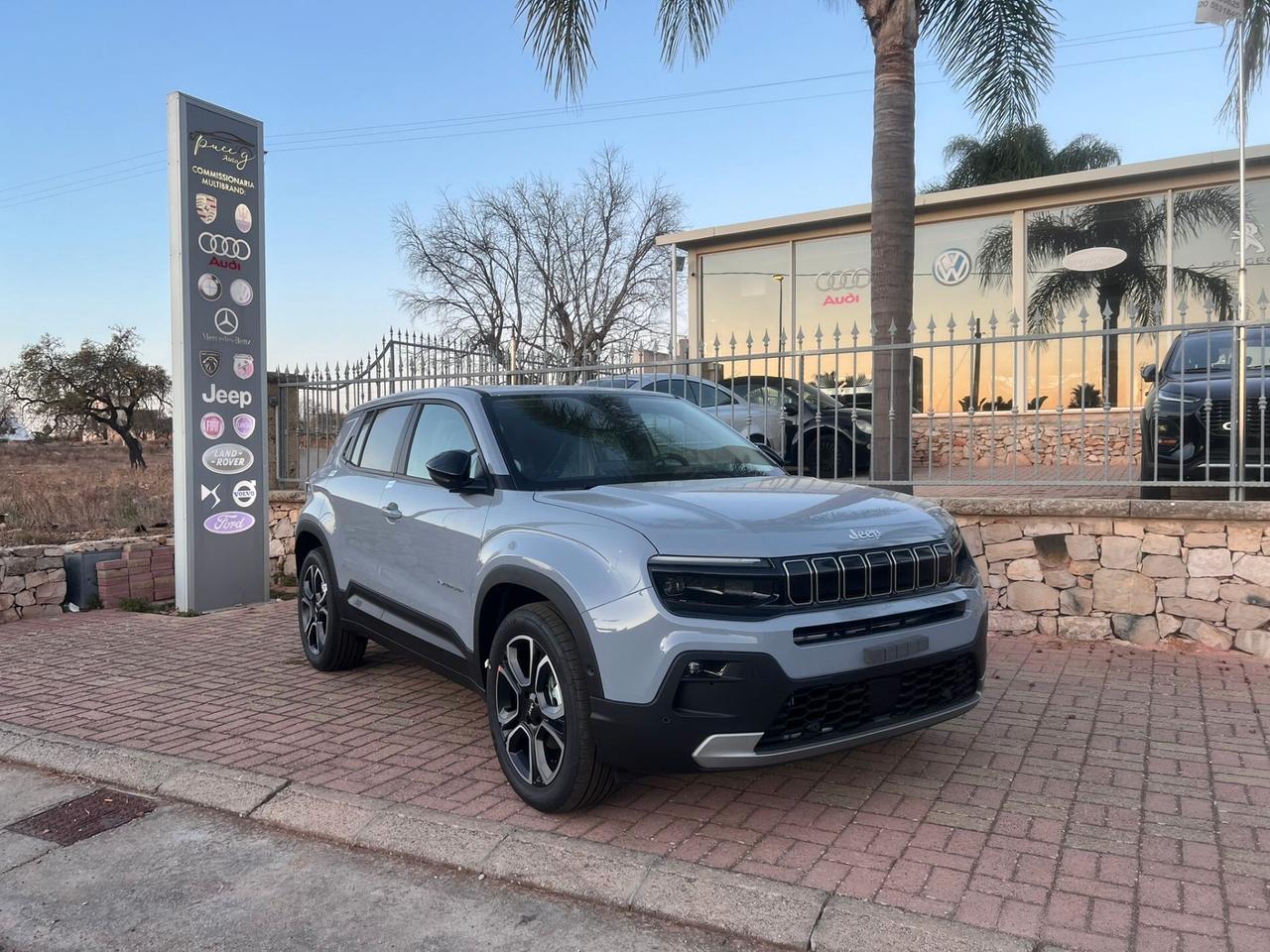 Jeep Avenger 1.2 Turbo 100 CV Summit