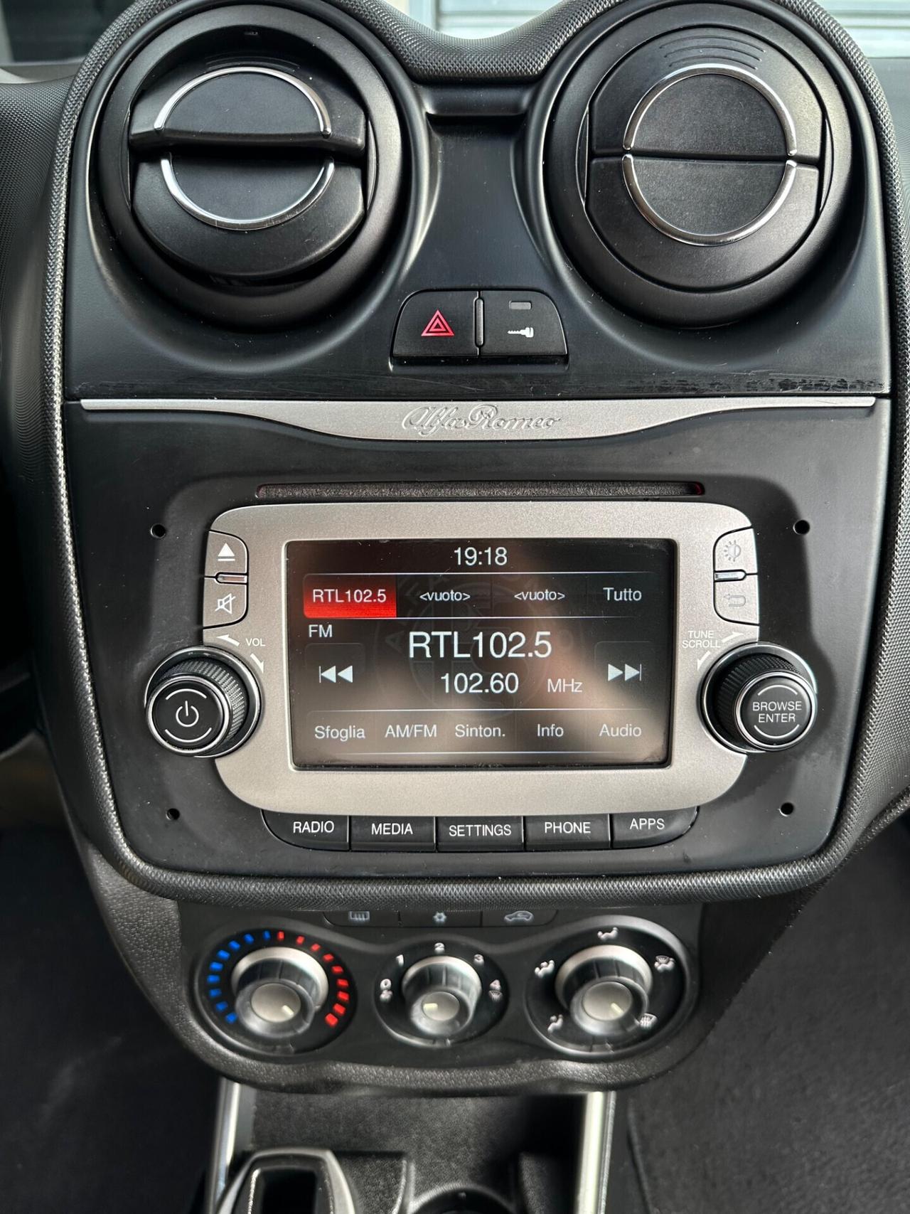 Alfa Romeo MiTo 1.4 8V benzina 78cv S&S Urban