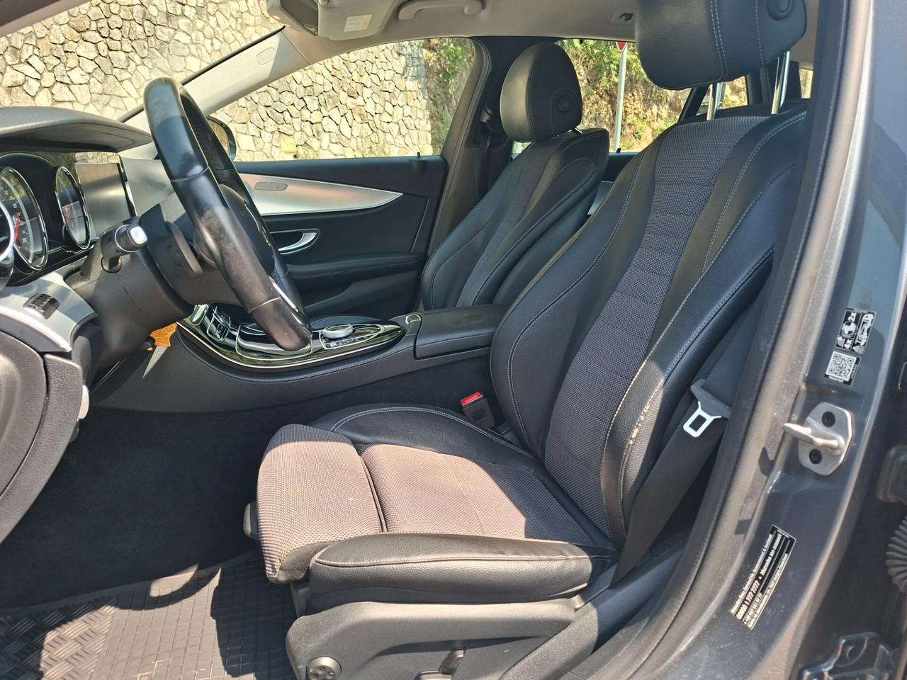Mercedes-Benz E 220 ALL-TERRAIN 4MATIC
