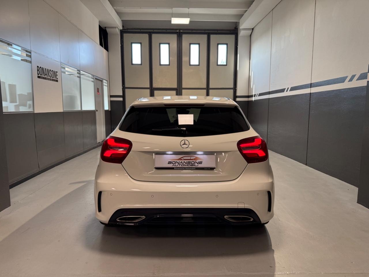 Mercedes-benz A 180 Premium Amg Night Edition