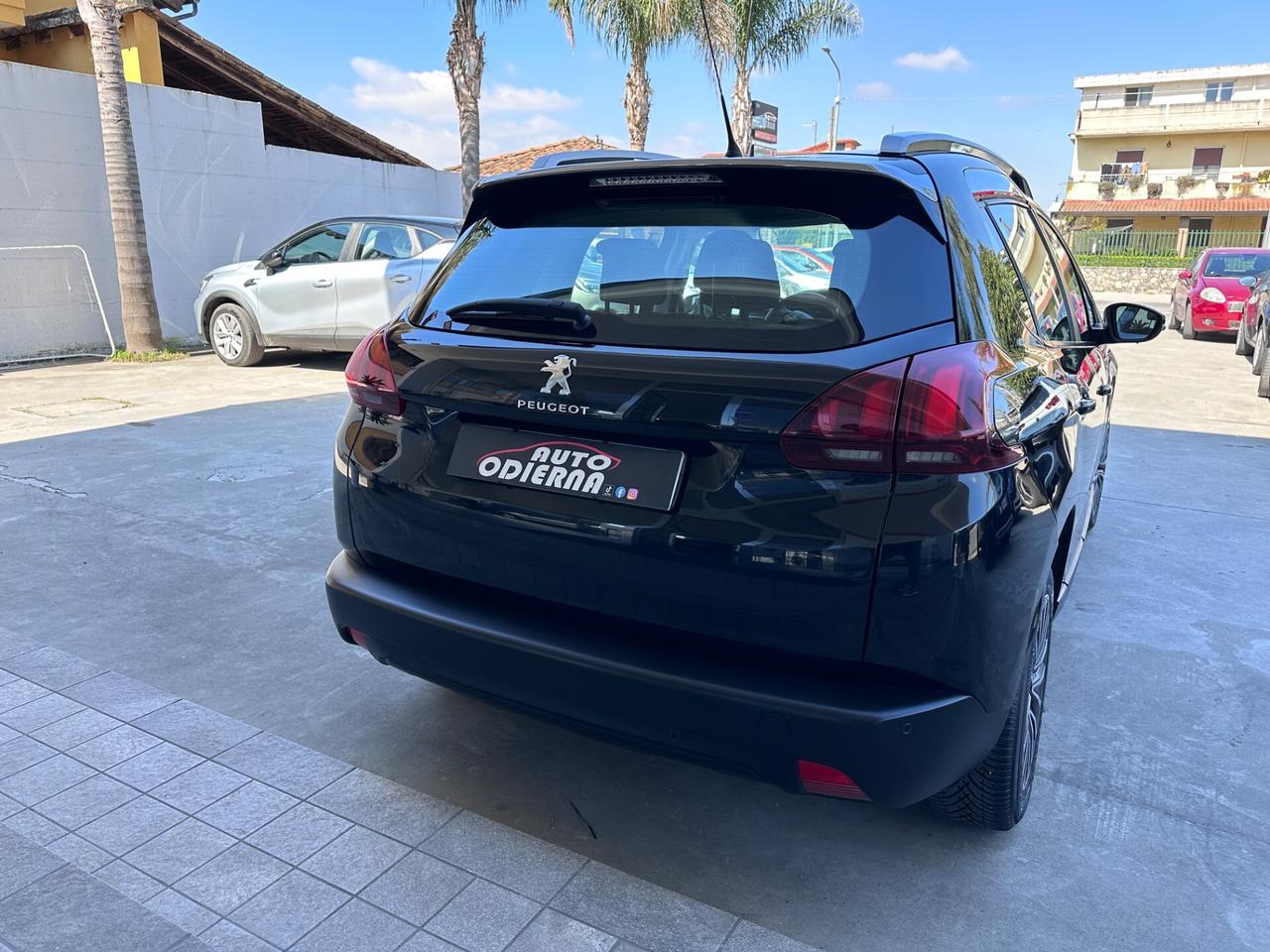 Peugeot 2008 BlueHDi 100 Black Matt