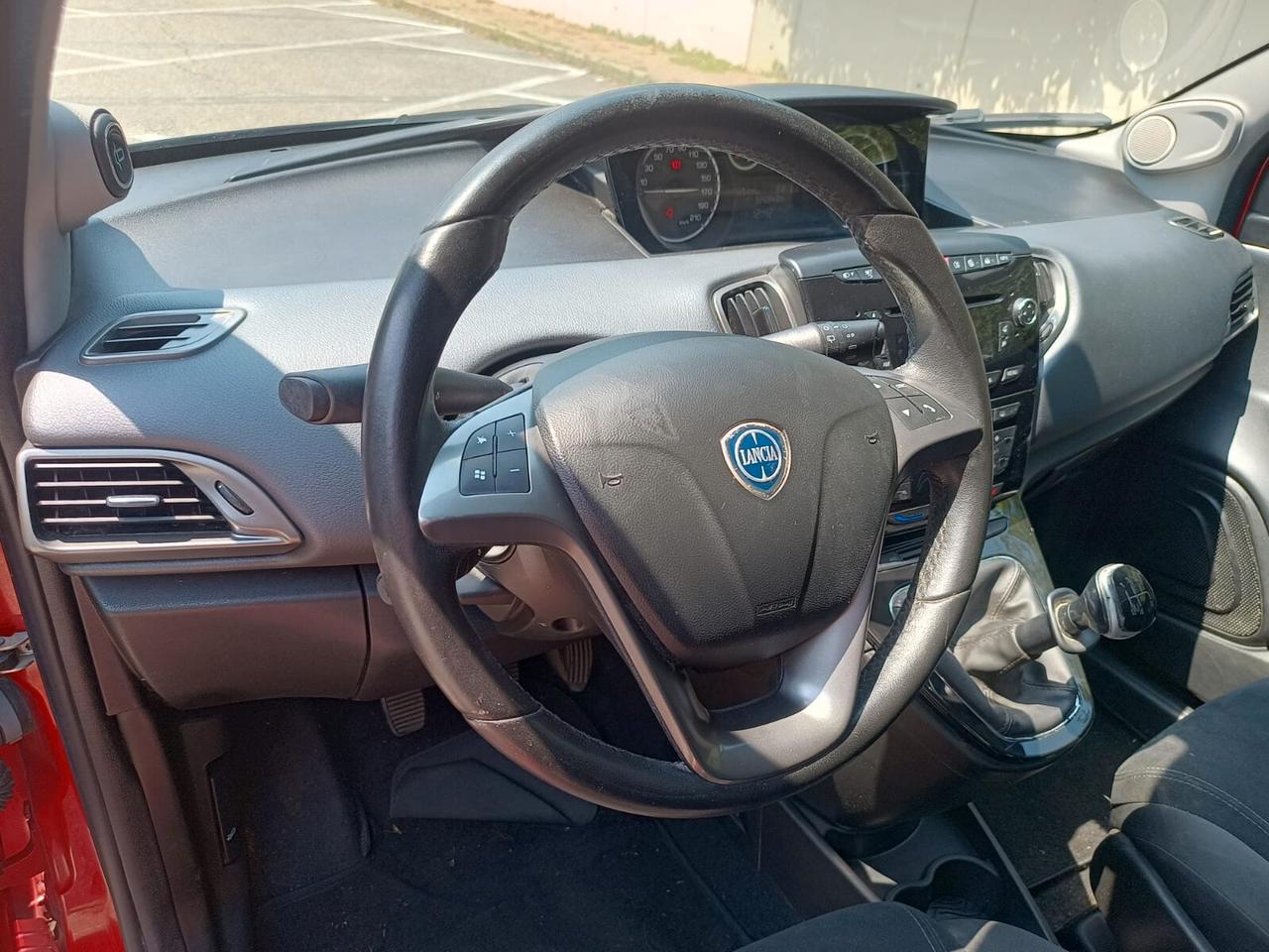 Ypsilon MotoreSost.155000Km FrizioneRotta
