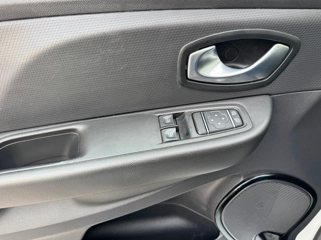 RENAULT CLIO 0.9 TCe 90cv 2019!! GPL DI SERIE !!!