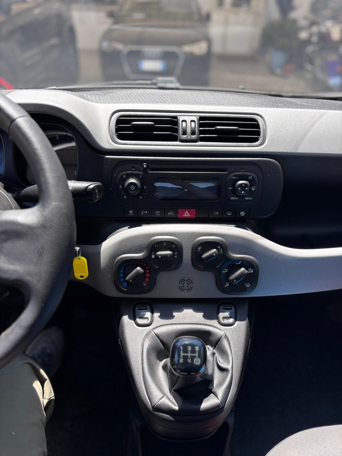 Fiat Panda 1.3 MJT S&S Lounge Diesel ES819XT