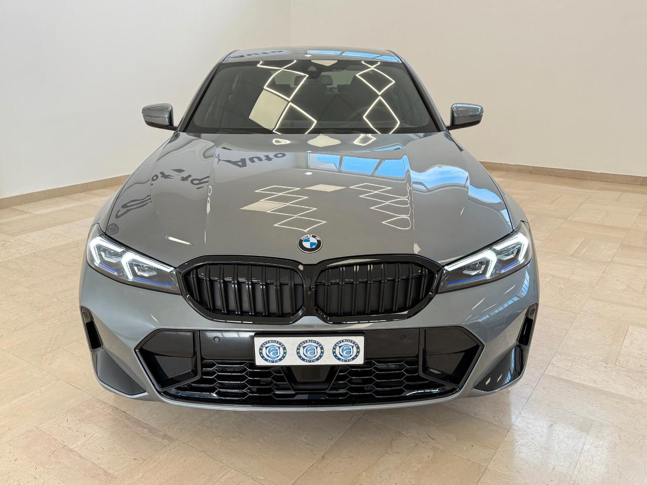 BMW 330 i MSport auto KMZERO