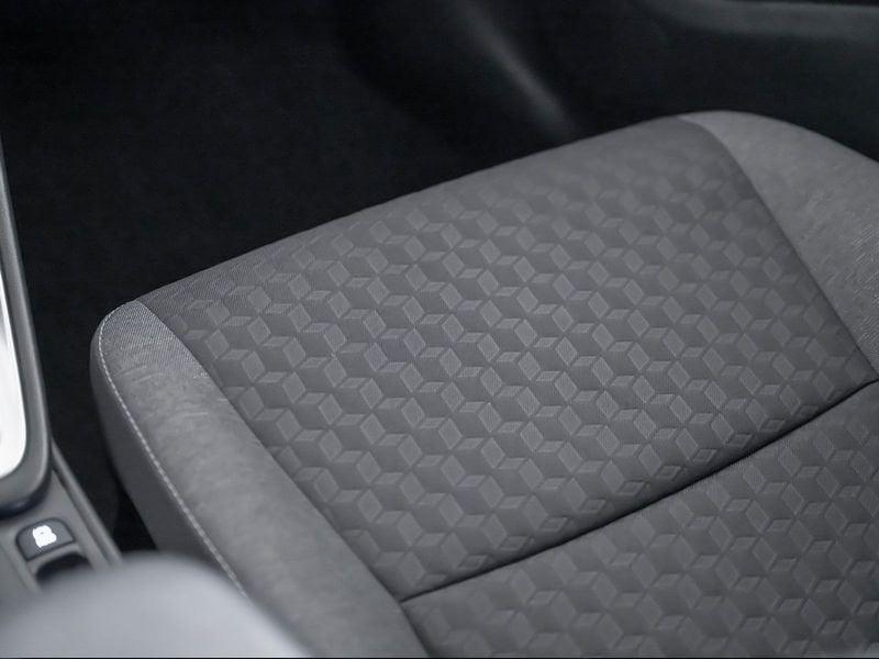 Toyota Yaris Hybrid Trend MY22