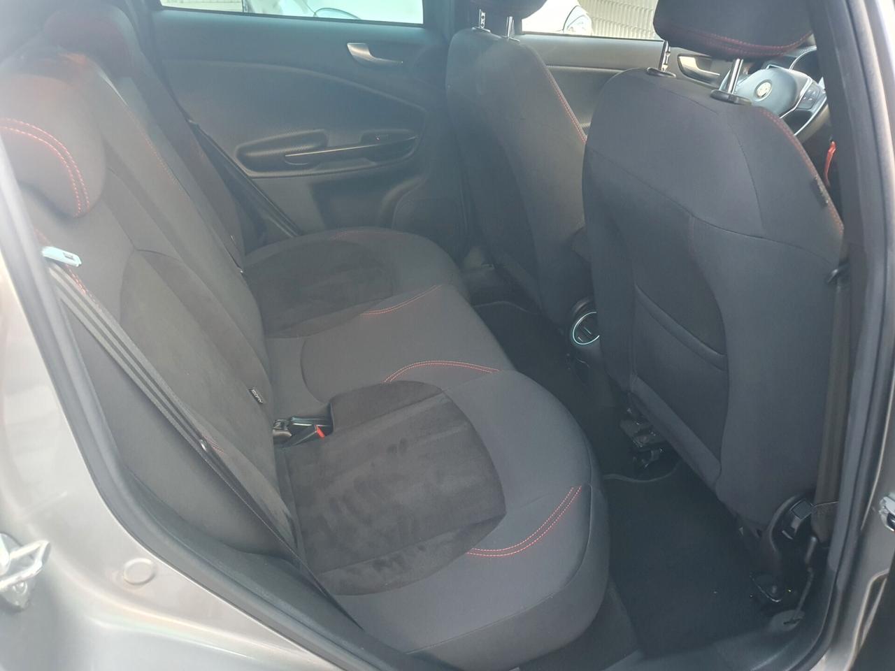 Alfa Romeo Giulietta 1.6 JTDm-2 105 CV Sprint 2015