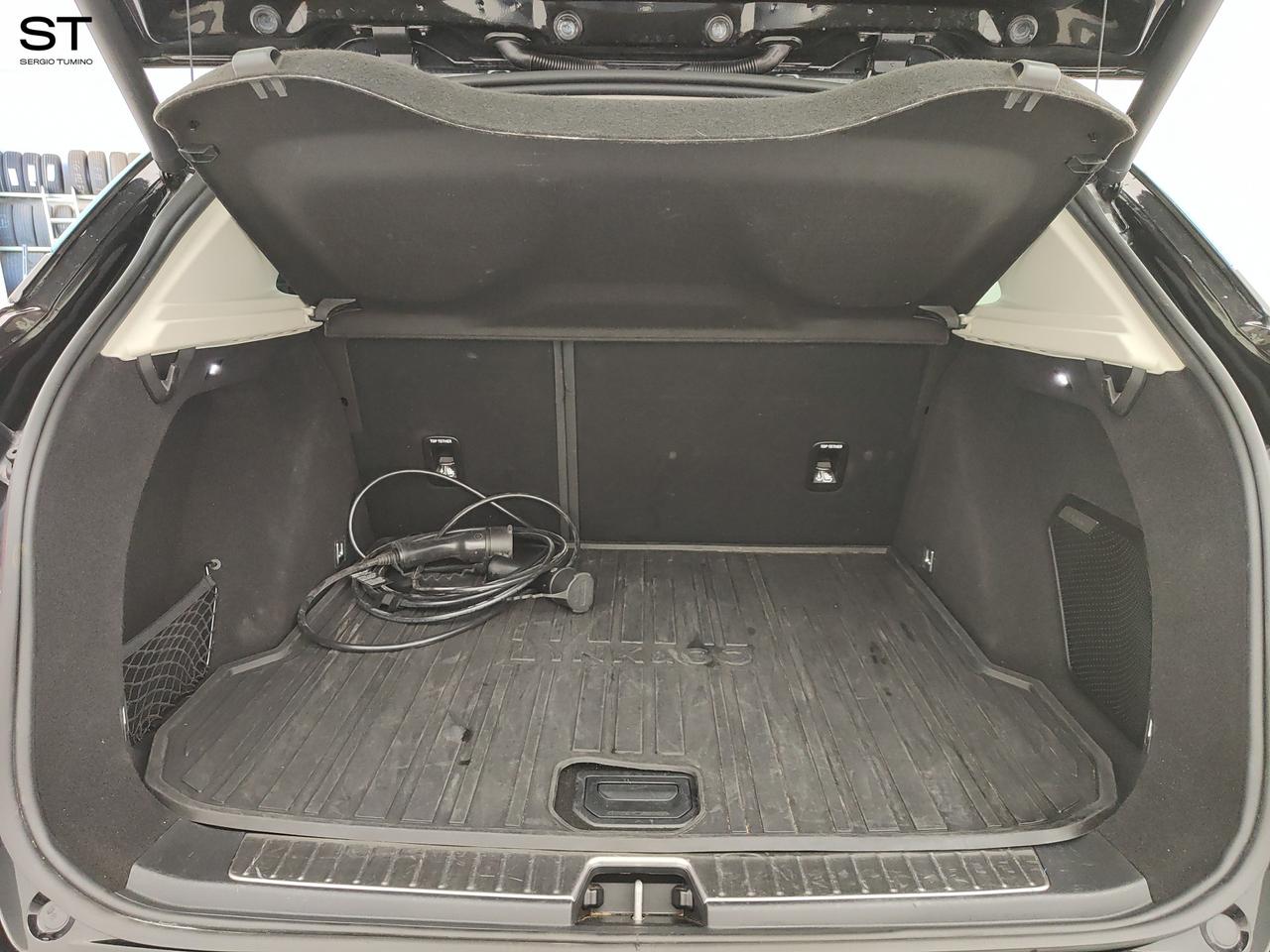 LYNK&CO 01 - 01 PHEV