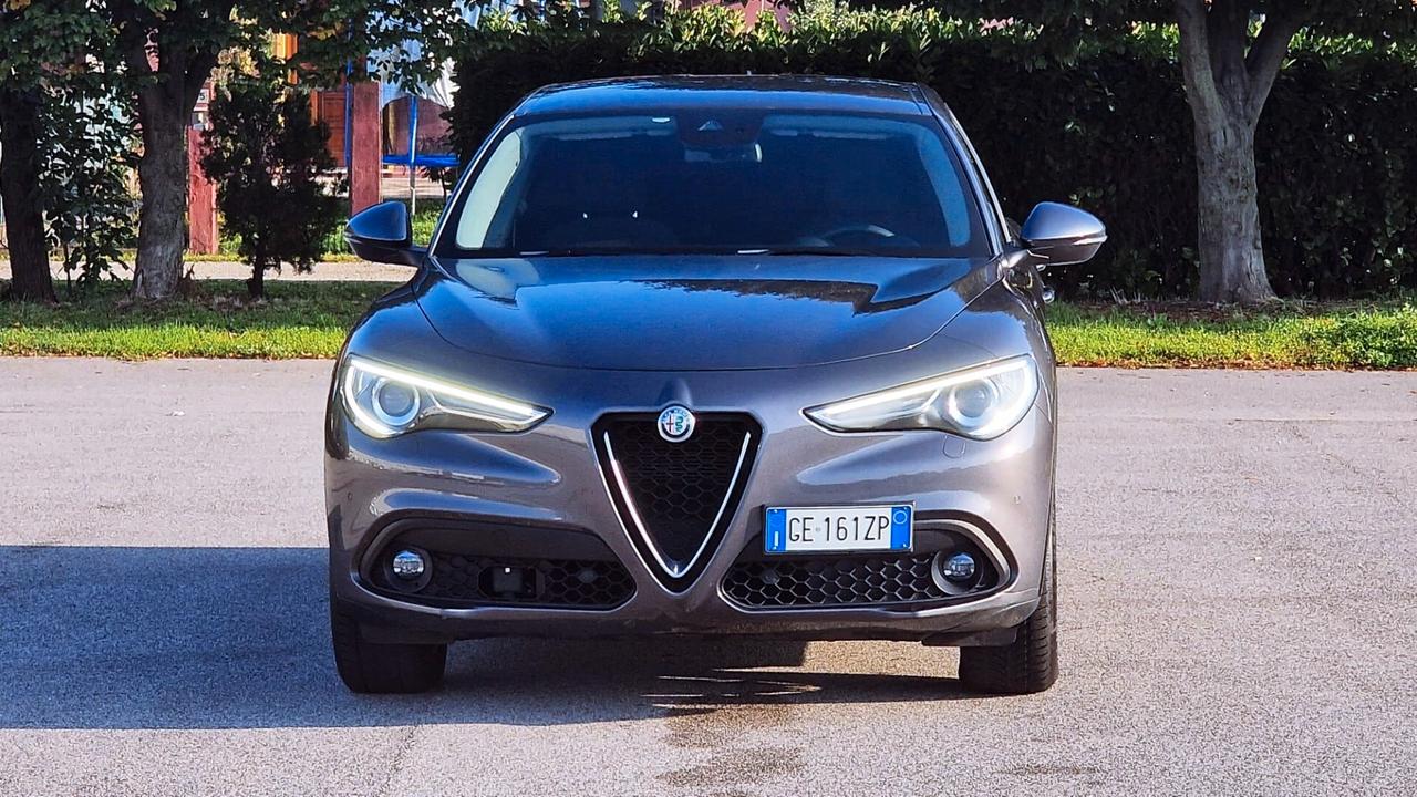 Alfa Romeo Stelvio 2.2 Turbodiesel 190 CV AT8 Q4