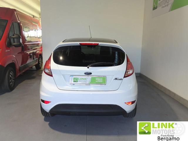 FORD Fiesta 1.2 82CV 5 porte Black & White Edition