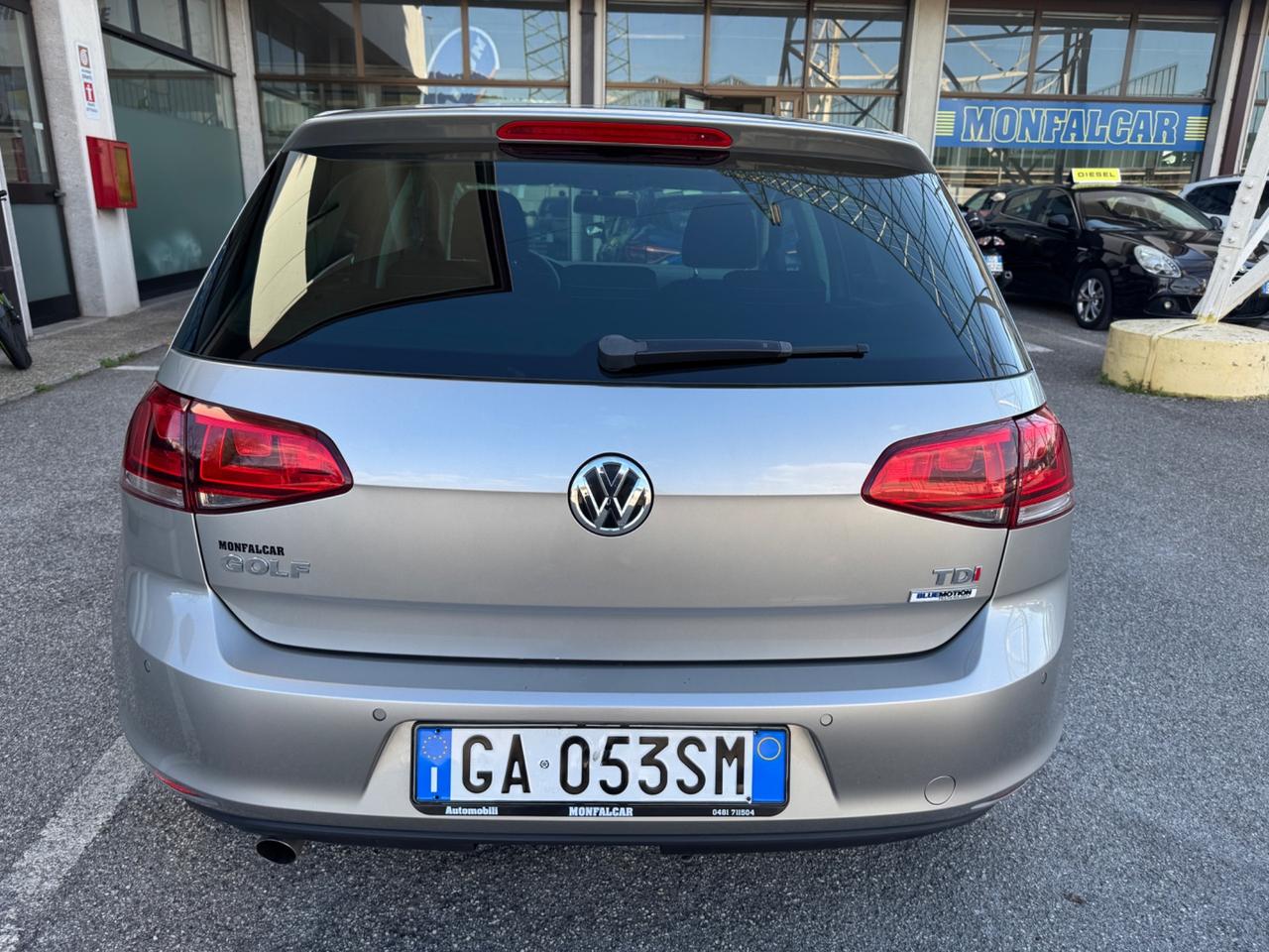 Volkswagen Golf 1.6 TDI DSG 5p. Highline 2015