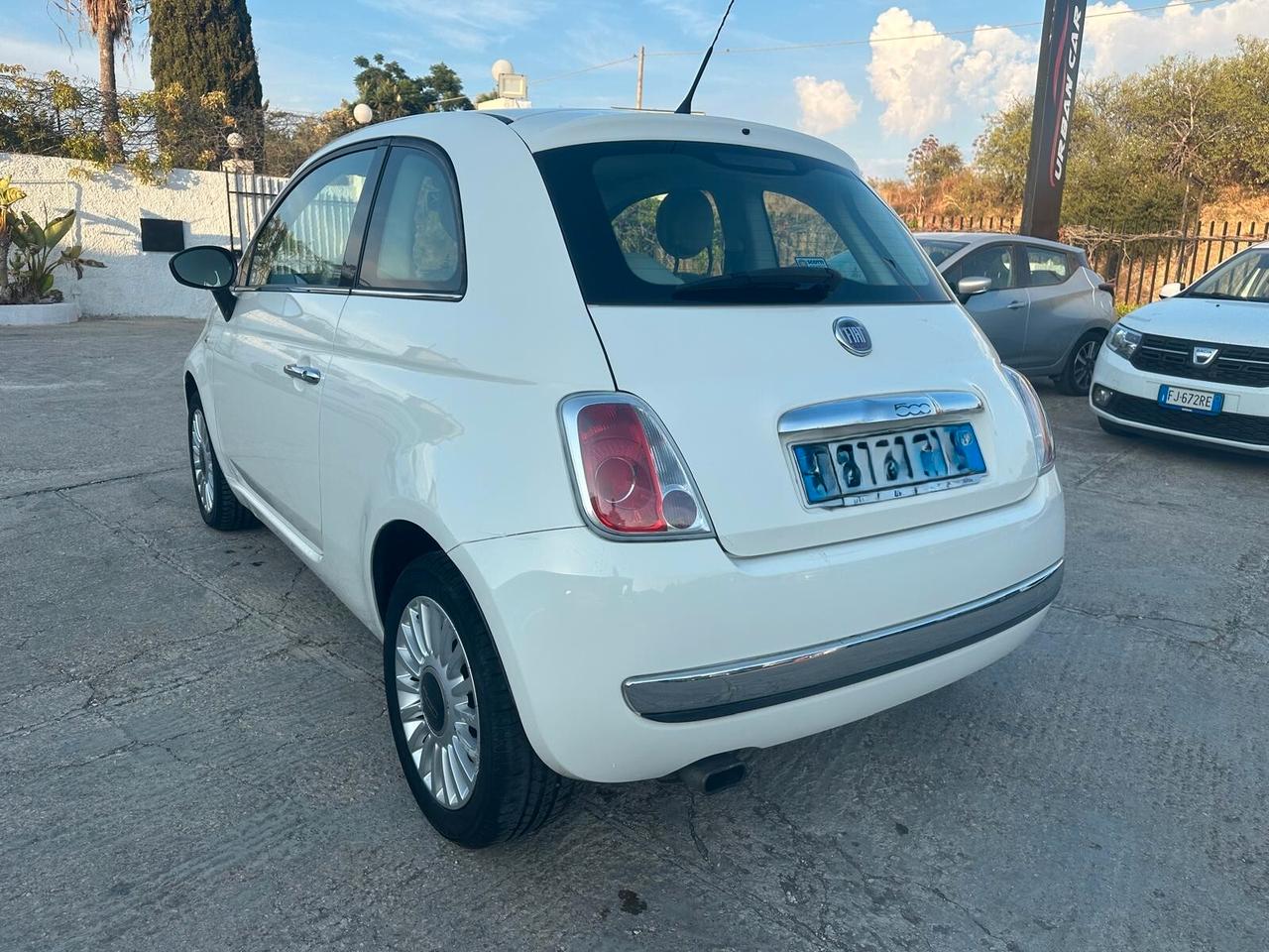Fiat 500 1.2 Lounge (2009) | OK NEOPATENTATI - Stile Inconfondibile