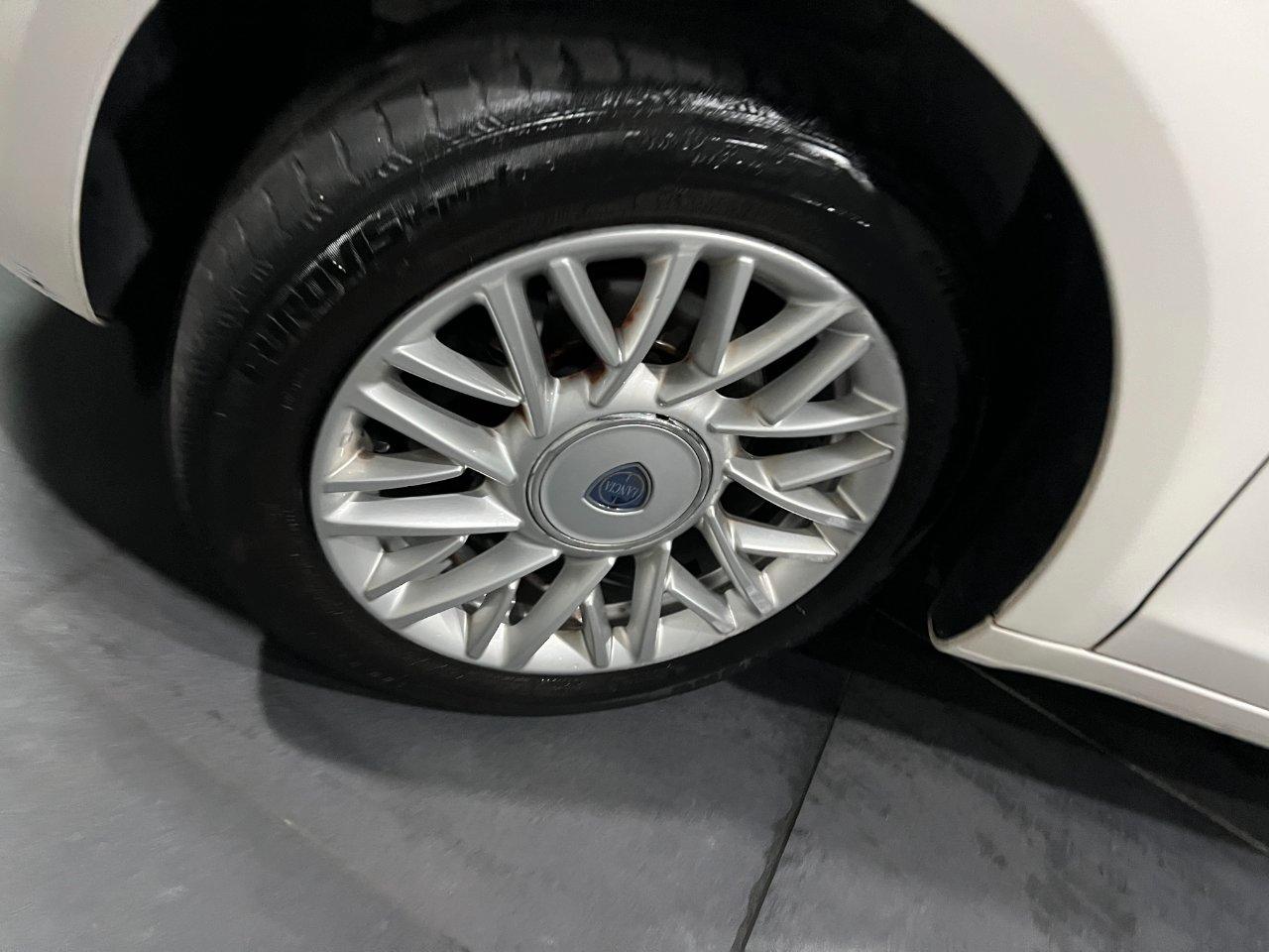 Lancia Ypsilon 5 Porte Ypsilon 1.3 mjt Gold s&s 95cv E5