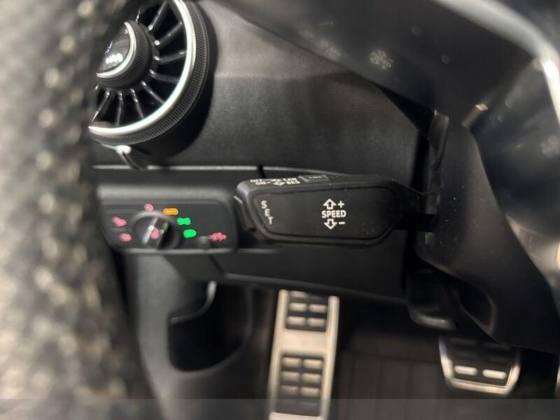 Audi TT III 2019 Roadster Benzina Roadster 40 2.0 tfsi s-tronic