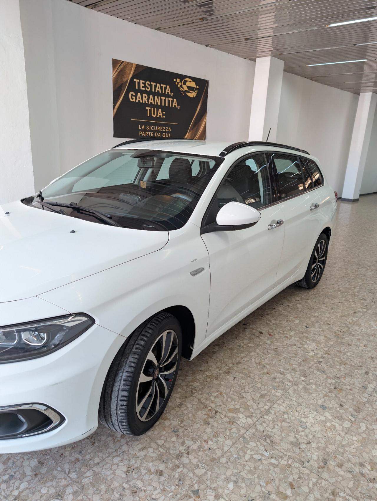 Fiat Tipo 1.6 Mjt SW Lounge