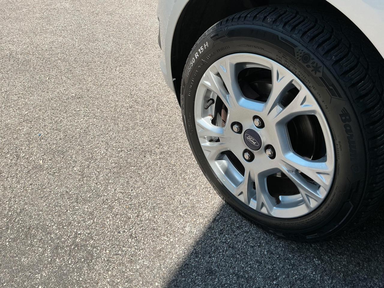 Ford Fiesta 1.4 GPL Neopatentati