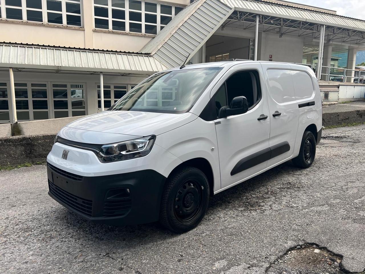 Fiat Doblo Doblò 1.5 BlueHdi 130CV AT8 L2H1 Doppia Porta