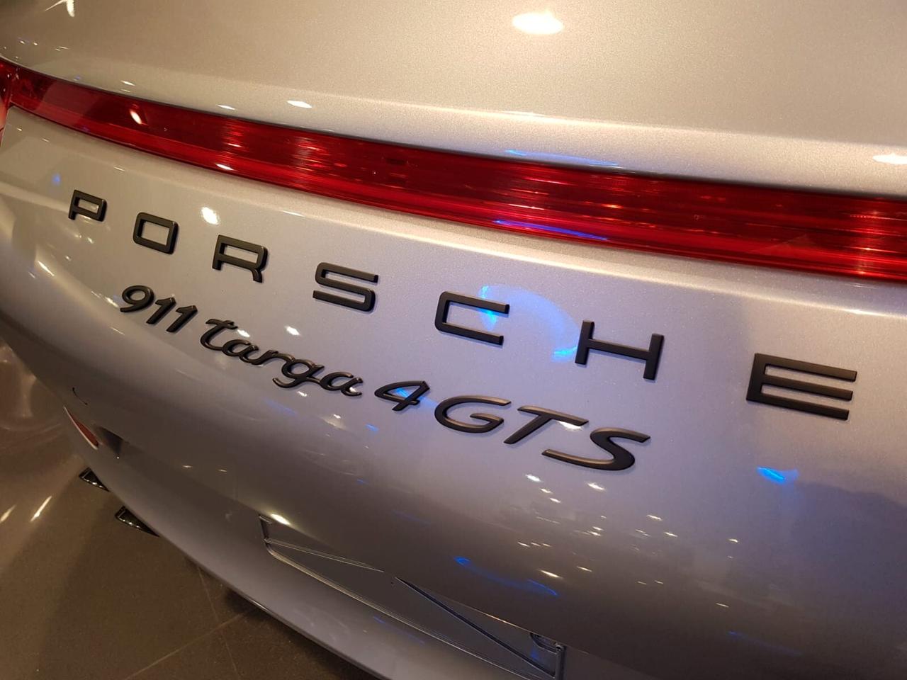 Porsche 911/991 3.8 Carrera 4 Targa GTS 430cv