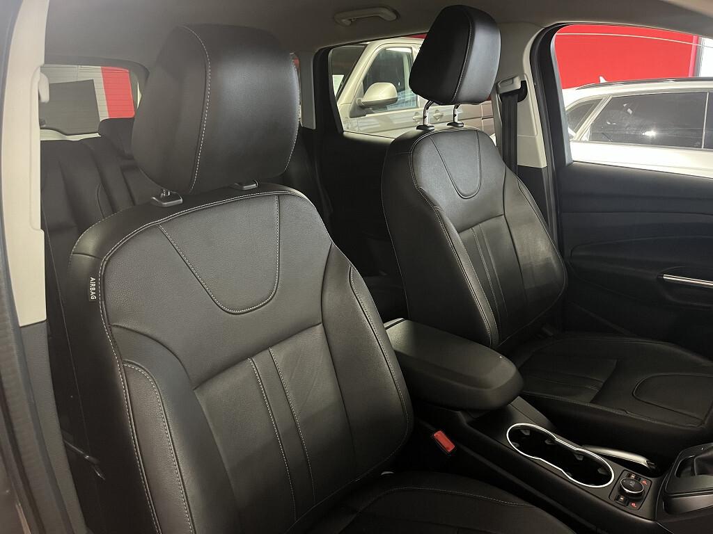 Ford Kuga 2.0 TDCI Titanium 4x4 Gancio