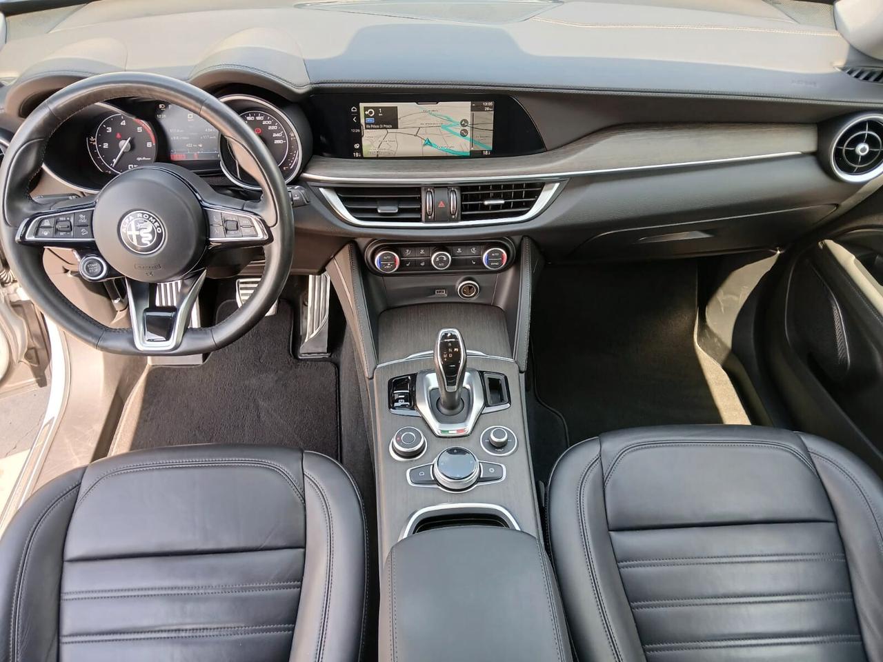 Alfa Romeo Stelvio 2.2 Turbodiesel 190 CV AT8 RWD Business