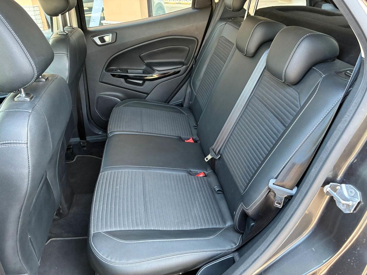 Ford EcoSport 100 CV ST-Line Black Edition NEOPAT.