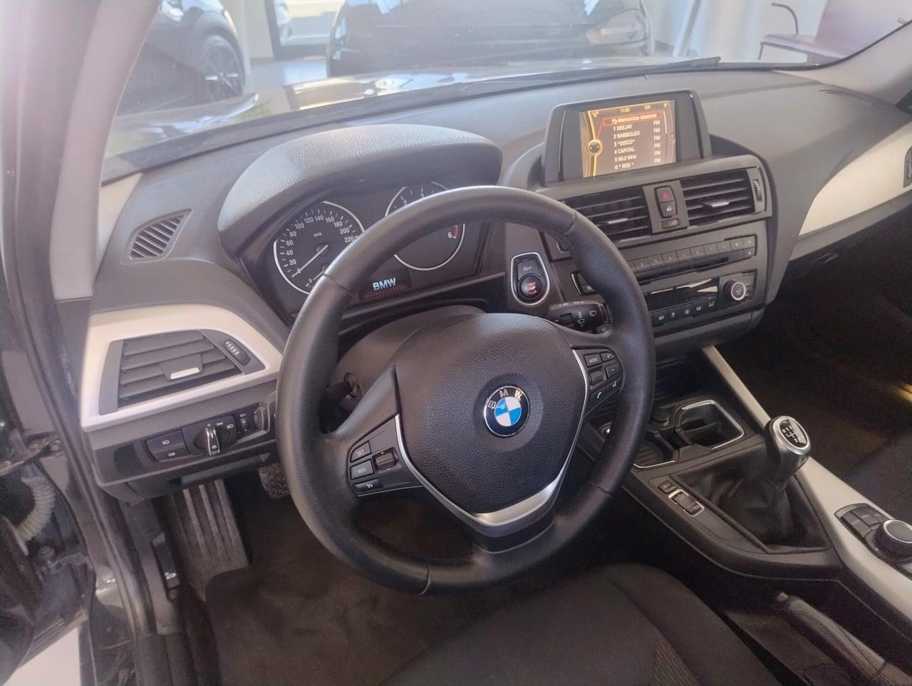 Bmw 116 116d 5p. Urban