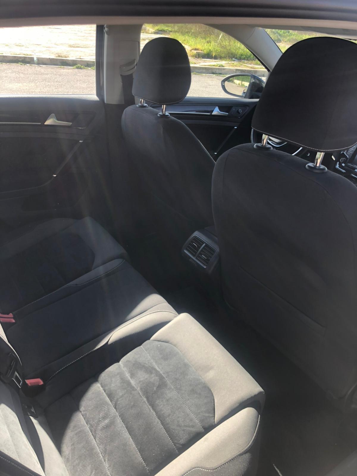 Volkswagen Golf 1.6 TDI 5p. Highline FULL LED2013