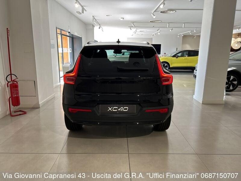 Volvo XC40 B3 automatico Ultra Black Edition