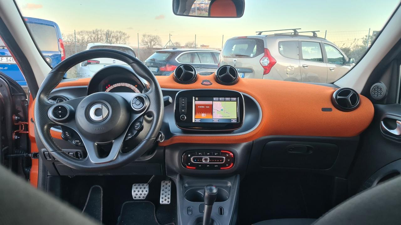 Smart ForFour 70 1.0 TWINAMIC EDITION ONE