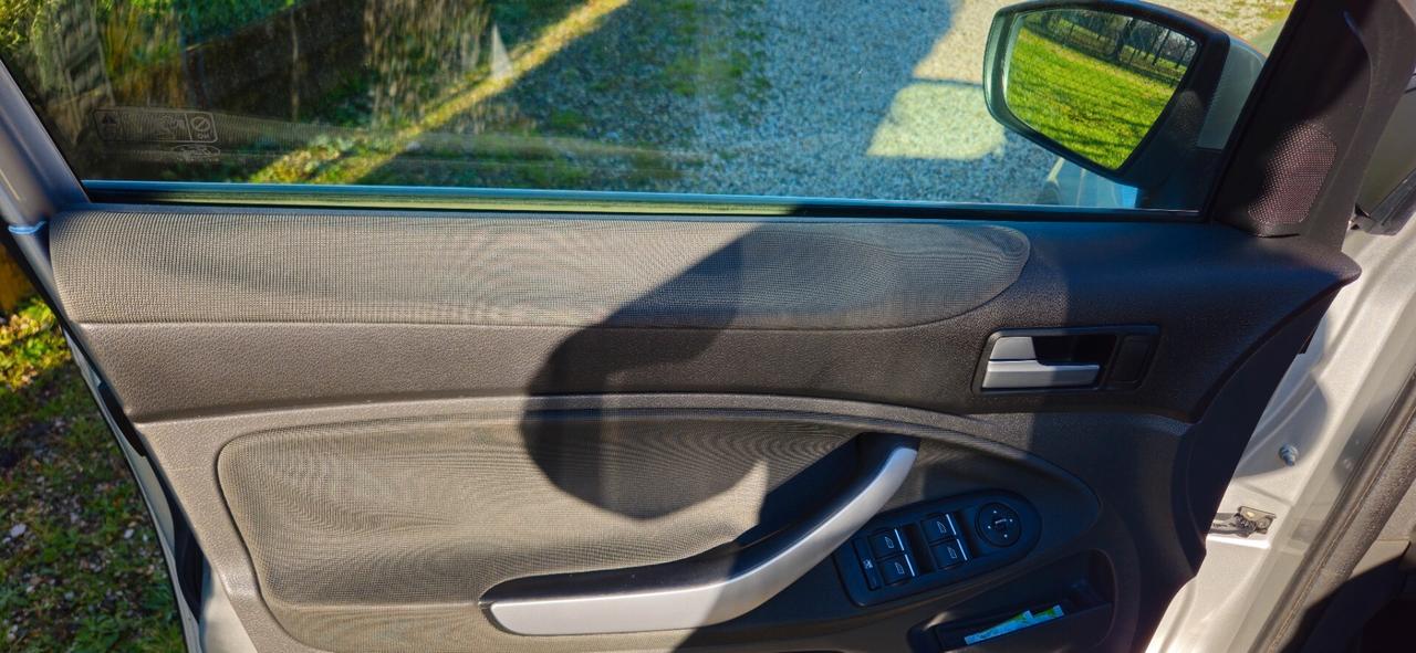 Ford Kuga 2.0 TDCi 163 CV 4WD Powersh. Individual DPF