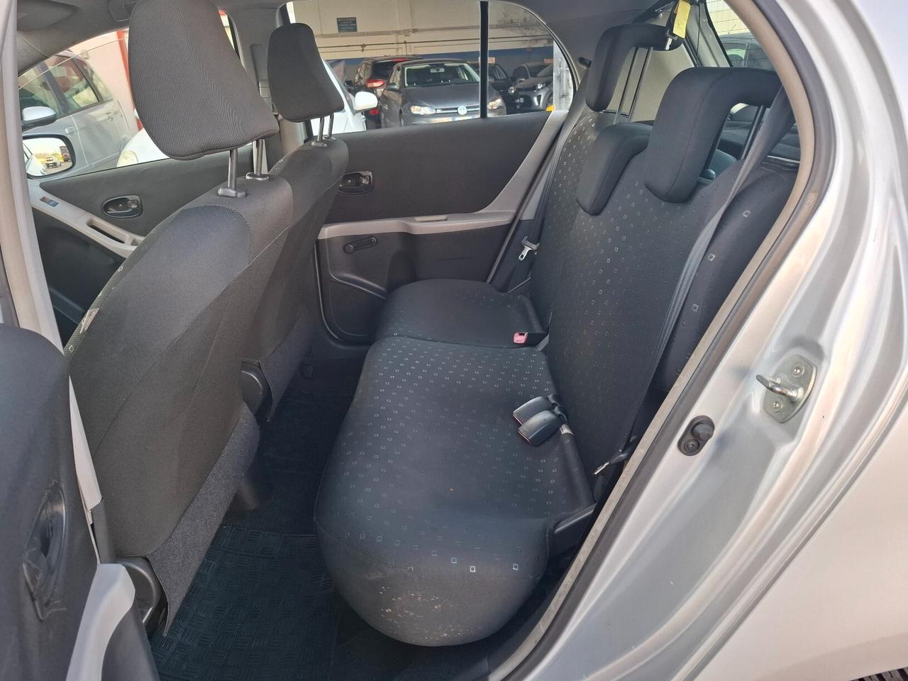 TOYOTA YARIS 1.0 BENZINA 5 PORTE - 2008