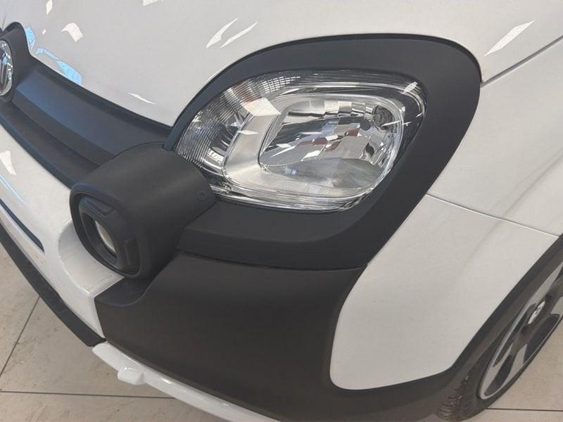 FIAT Pandina 1.0 65cv Hybrid Cross