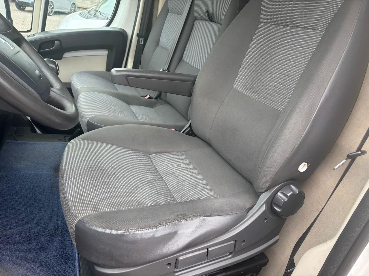 Peugeot Boxer 330 BlueHDi 140