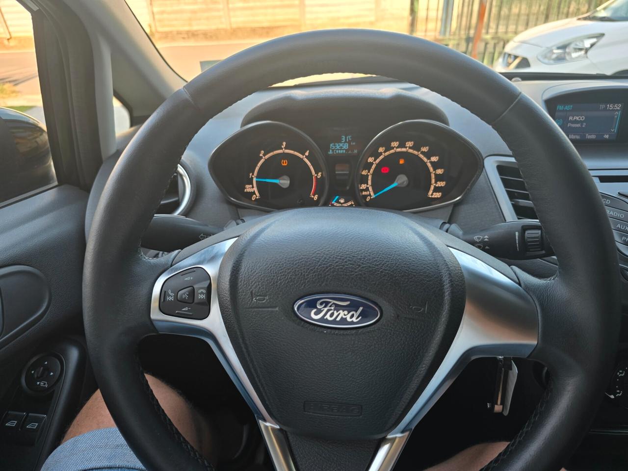 Ford Fiesta 1.5 TDCi 75CV EURO6-2016