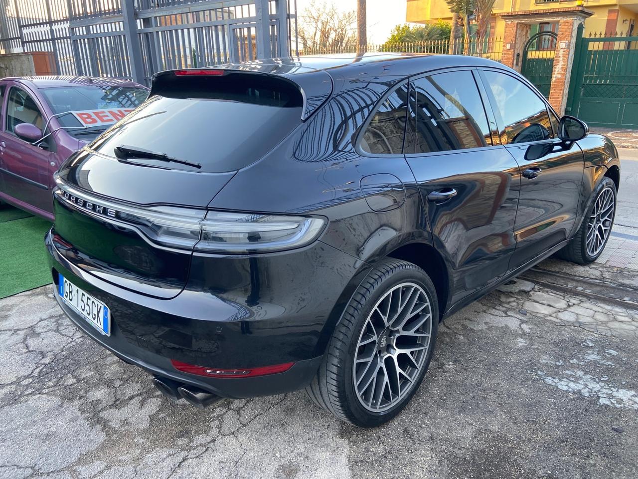 Porsche Macan 2.0 benzina full optional