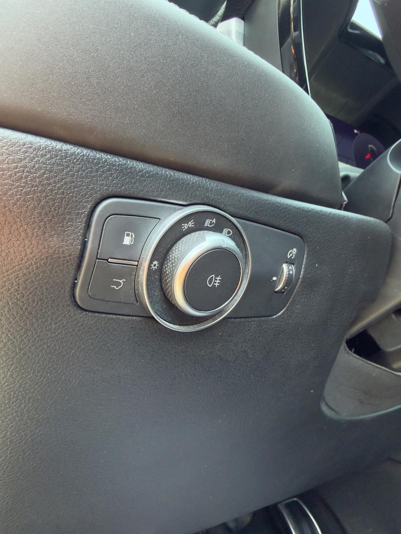 Alfa Romeo Tonale 1.3 280 CV PHEV AT6 Q4 Veloce