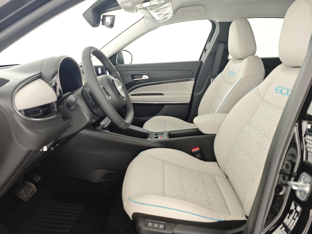 Fiat 600 Hybrid 100 CV DCT MHEV La Prima 2025