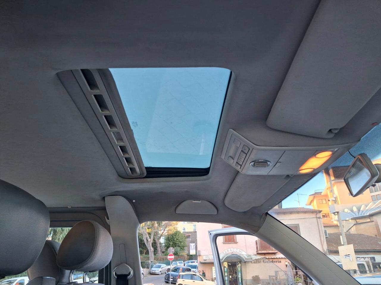 Volkswagen Multivan 2.5 TDI/130CV Comfortline